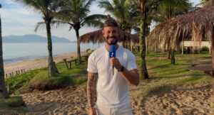 Thiago Reghini se emociona ao encerrar gravações de 2025 do programa na RedeTV e agradece aos telespectadores