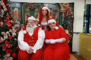 Maria Melilo leva espírito natalino a 100 crianças no GRAACC