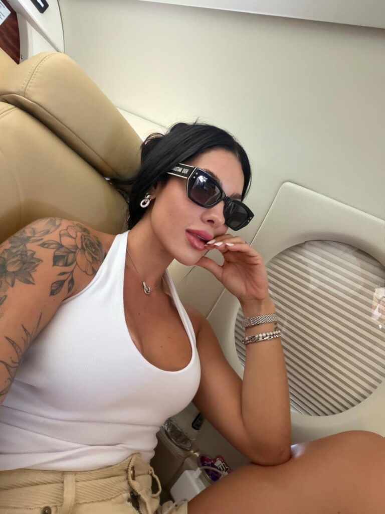 ced84884 c3fe 4bc3 9afe 2e2c7c30189a