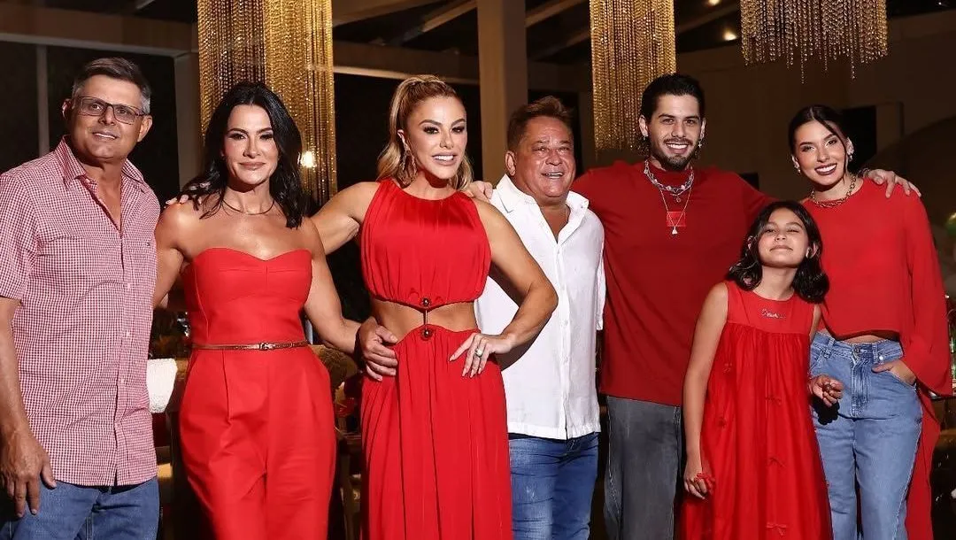 Ana Castela revela bastidores do primeiro Natal com a família de Zé Felipe