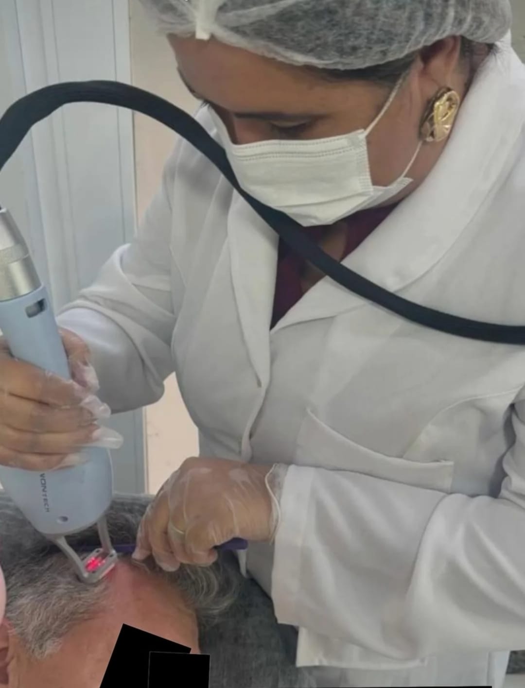 Dra. Renata Mourão – referência em terapia capilar – Foto: Divulgação