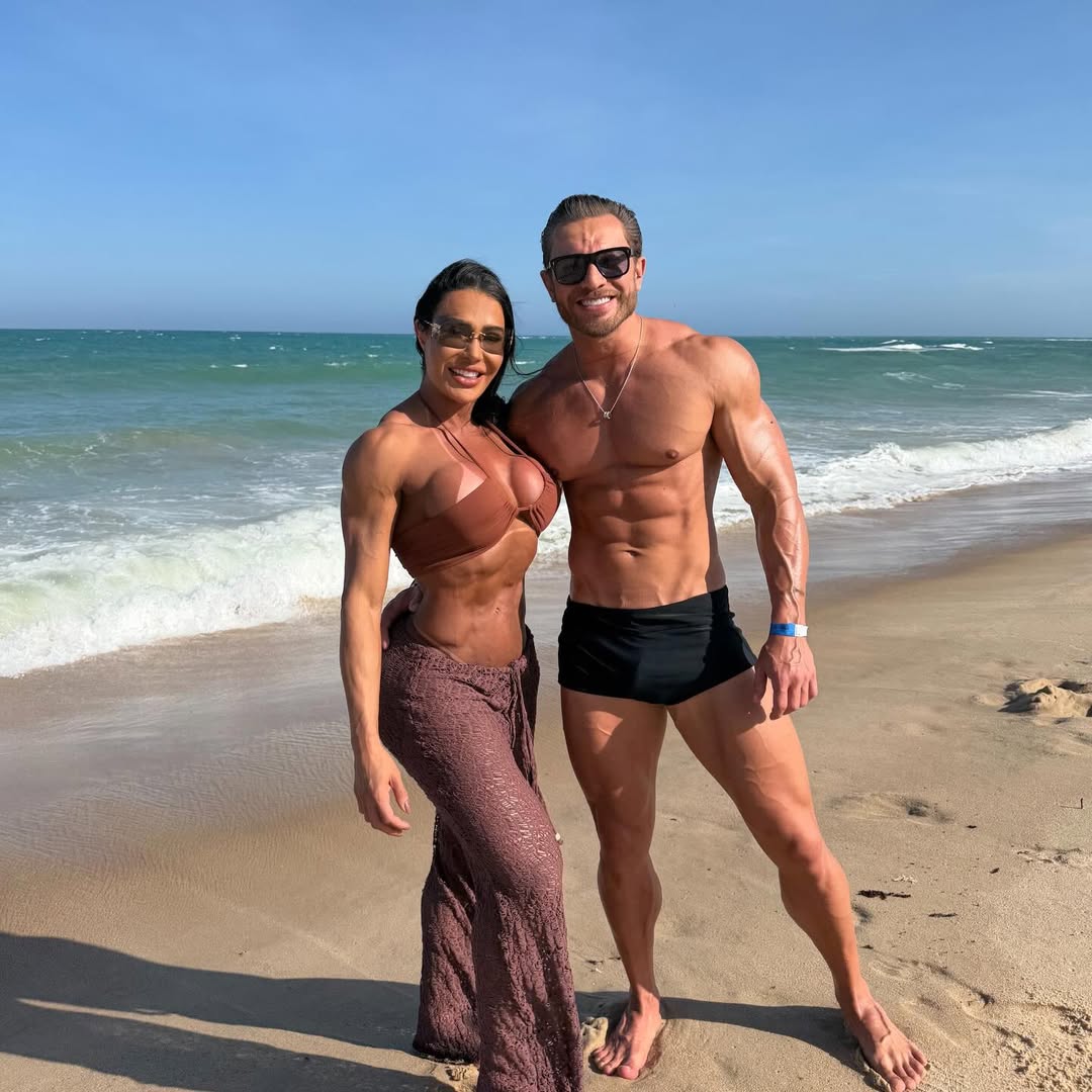 1768566335 3 Gracyanne Barbosa mostra fotos de viagem com novo affair 1