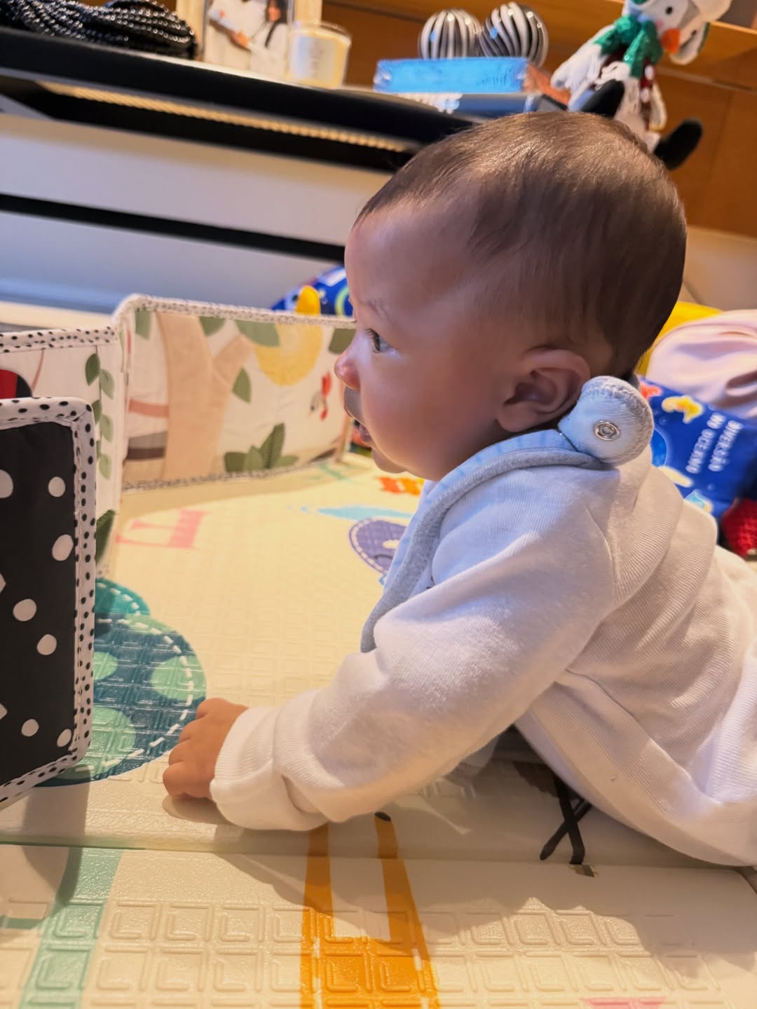 1769279223 801 Carol Peixinho encanta ao mostrar o rosto do filho em 1