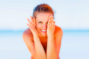 Harmonização facial no verão: 7 hábitos que podem potencializar ou comprometer os resultados