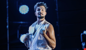 Show de Luan Santana movimenta São Sebastião e reúne fãs desde a madrugada