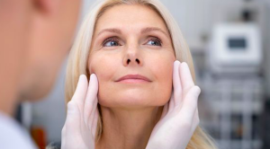 Lifting facial: técnicas modernas redefinem o rejuvenescimento com naturalidade e segurança