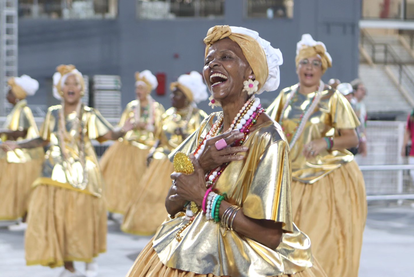 Com enredo Oro Mi Maió Oxum Barroca Zona Sul leva fé, beleza e ancestralidade ao Anhembi 13 Barroca Zona Sul - Crédito da Foto: Woody Henrique / Liga-SP