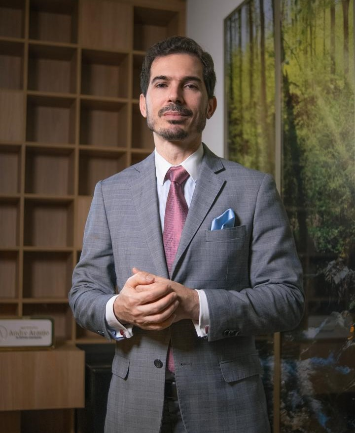 Dr Andre Araujo