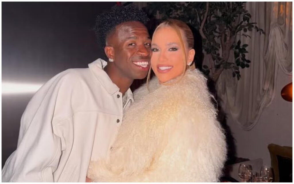 Vini Jr. comemora alta de seguidores após assumir namoro e fala em “2026 abençoado” Vini Jr. comemora alta de seguidores após assumir namoro e fala em “2026 abençoado”