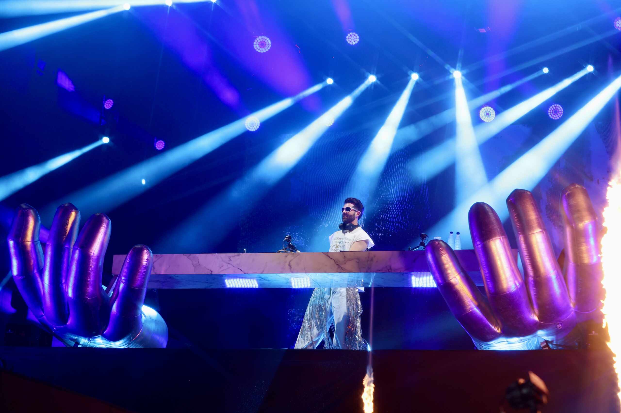 Alok transforma Réveillon de Copacabana em espetáculo futurista com 1.250 drones 10 Fotos: Roberto Filho / Brazil News