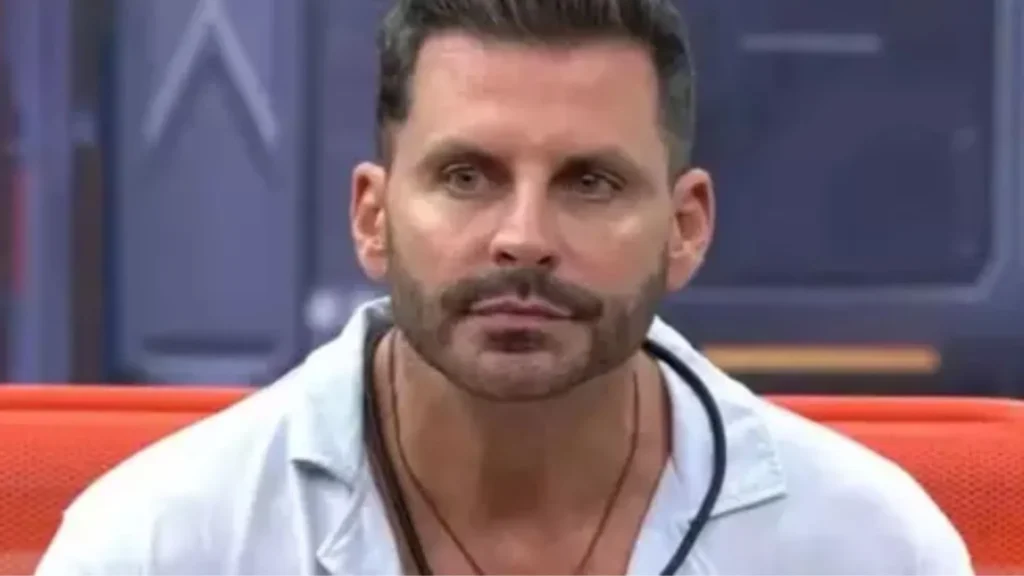 Henri Castelli se pronuncia sobre convulsões no reality