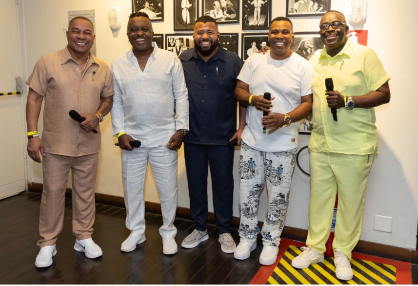 Samuel de Assis transforma a Lapa em palco de Carnaval nesta sexta-feira 17 IMG 20260107 WA0153