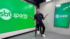 Dos gramados para a TV: ex-goleiro faz sucesso no comando de programa de esportes