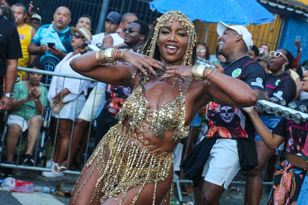 Iza - Fotos: Victor Chapetta/Brazil News