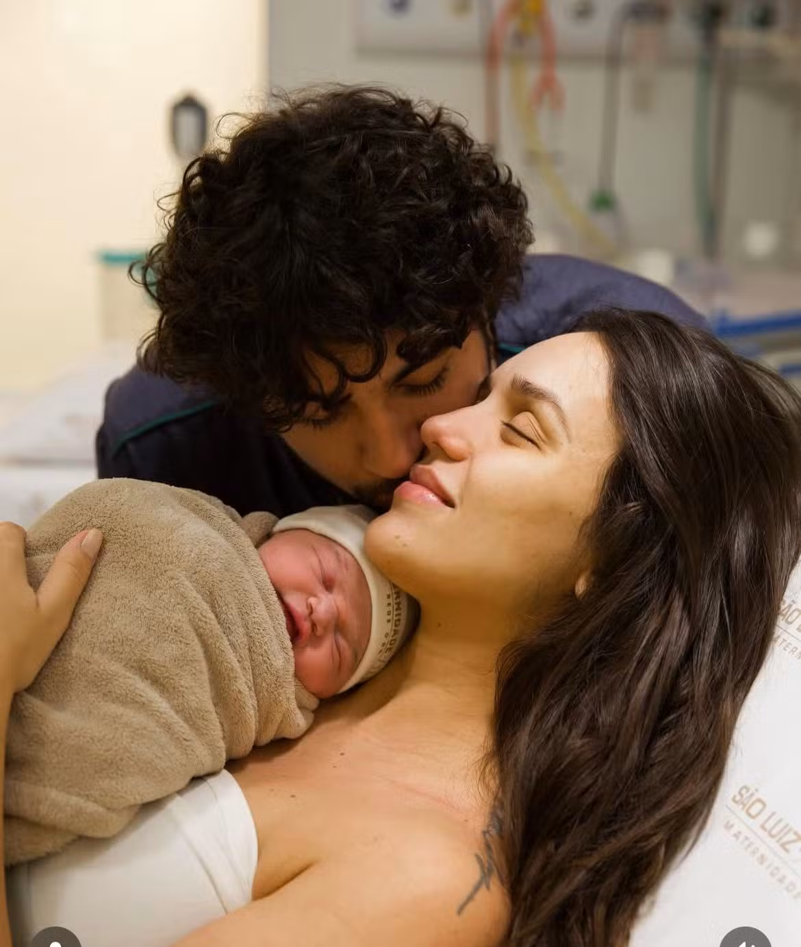 Nasce Zuza, filha de Rafa Kalimann e Nattan