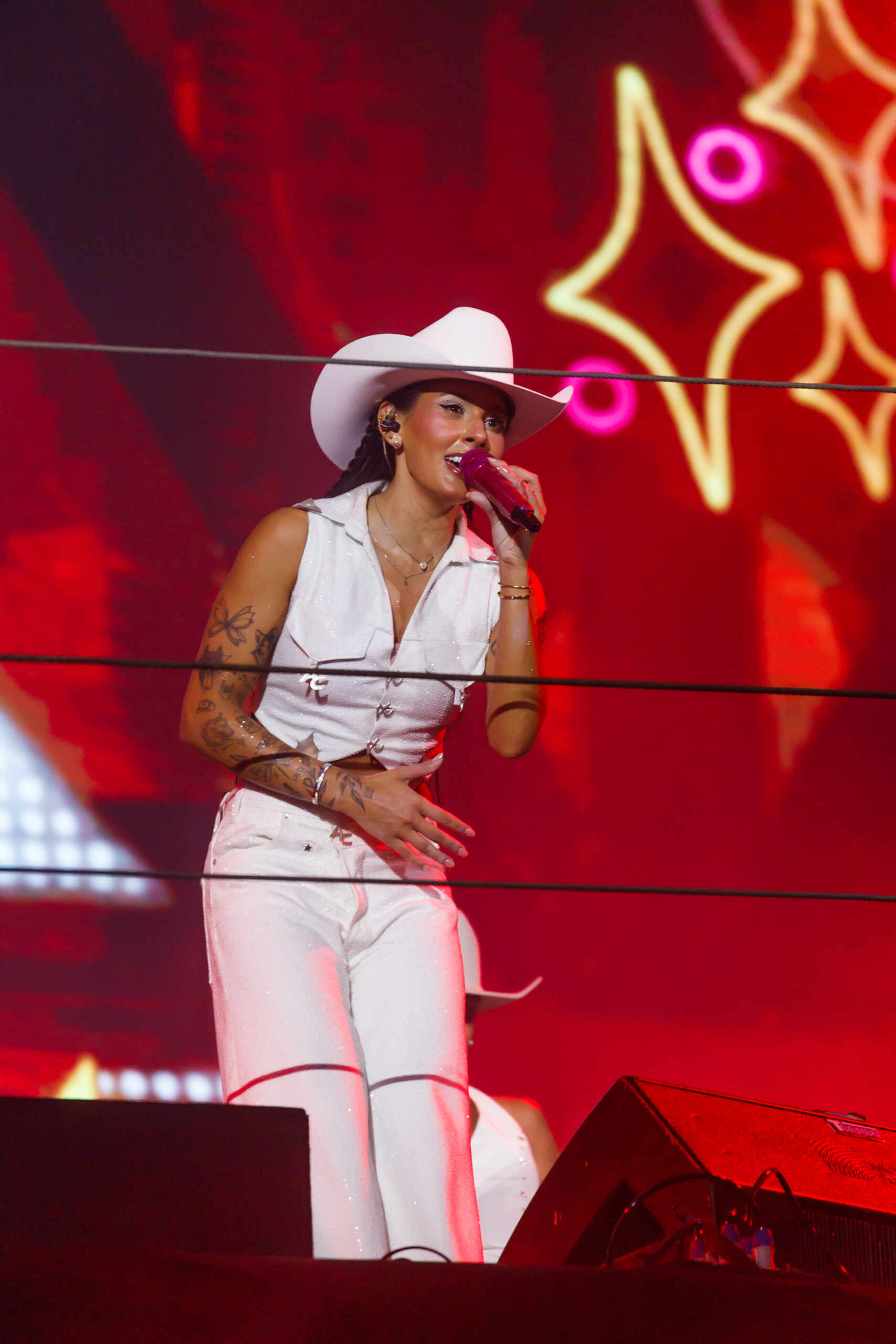 Ana Castela emociona multidão na Paulista ao virar o ano e faz desabafo sobre 2025 18 PATD2115 scaled