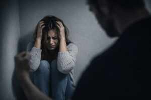 Violência psicológica: o abuso silencioso que aprisiona e destrói vidas