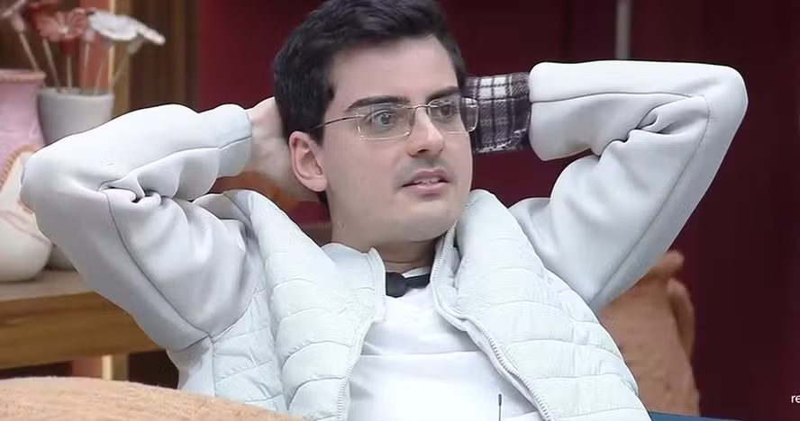 Dudu Camargo diz que vai guardar prêmio de A Fazenda 17 e seguir vivendo do trabalho