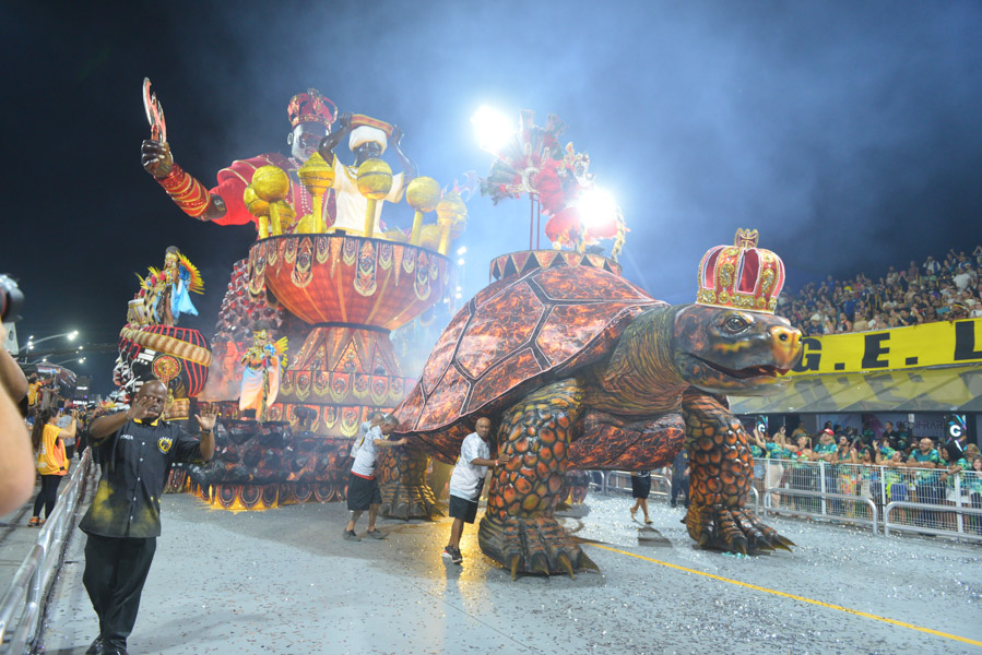 camisa12 desfile26 woodyhenrique felipearaujo ligasp 9