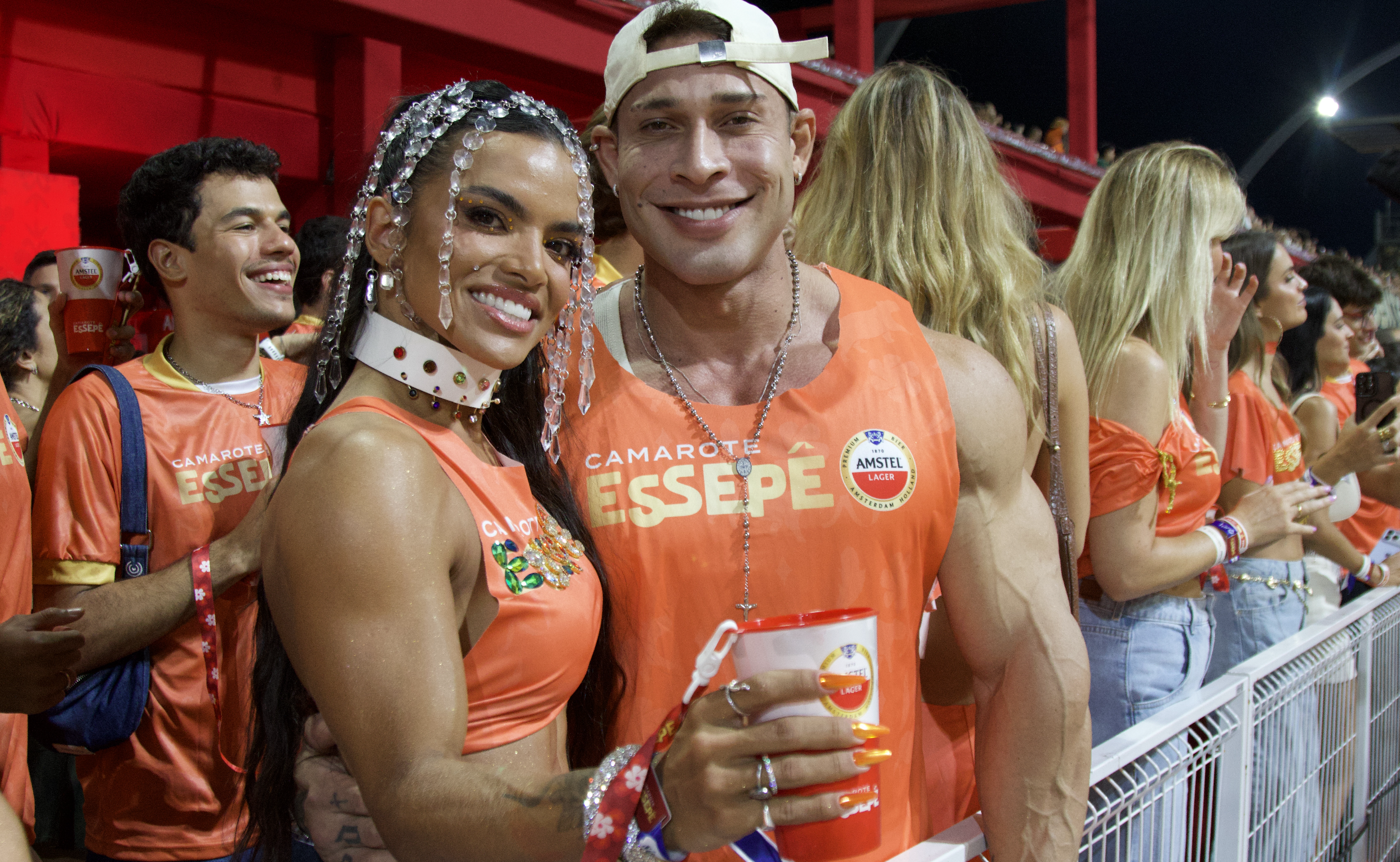 Ramon Dino, campeão do Mister Olympia 2025, prestigia desfiles no Anhembi - Foto: Geovane Moreira / EGOBrazil