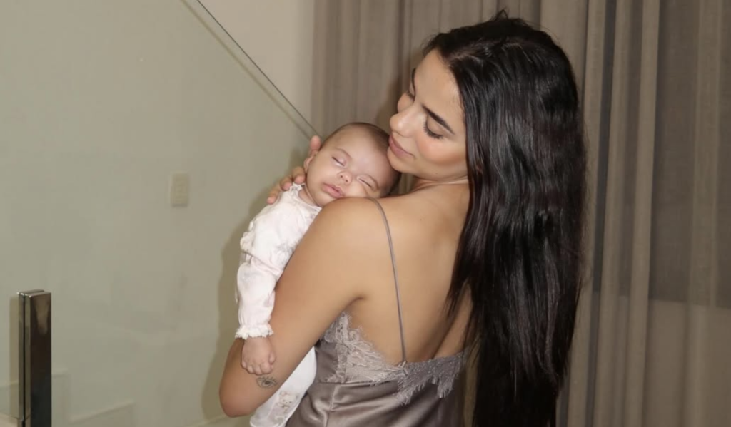 Key Alves encanta web ao mostrar mesversário da filha Rosamaria Captura de Tela 2026 02 27 as 09.53.53