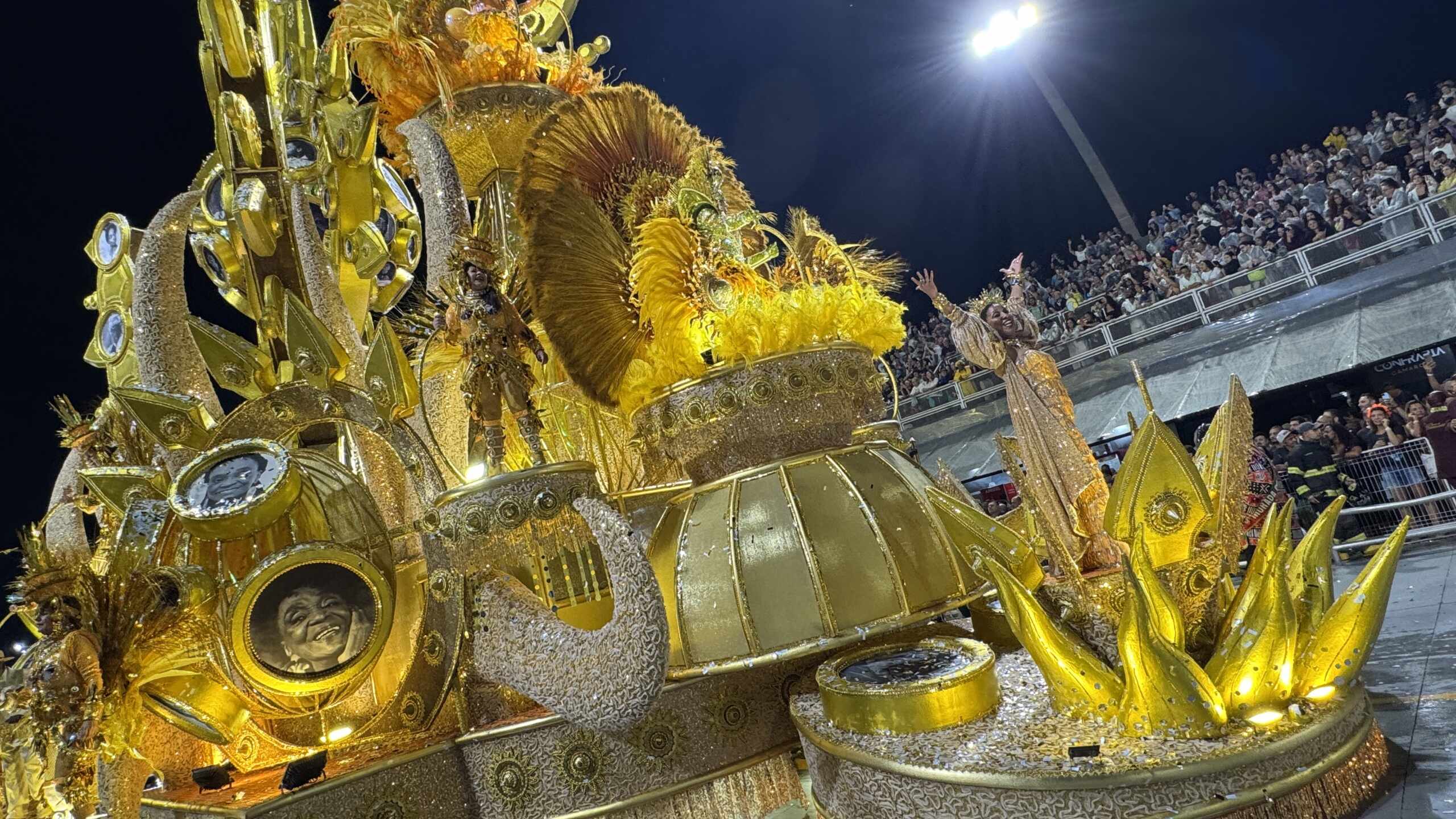 Adriana Lessa - Fotos: Renato Cipriano / Divulgação