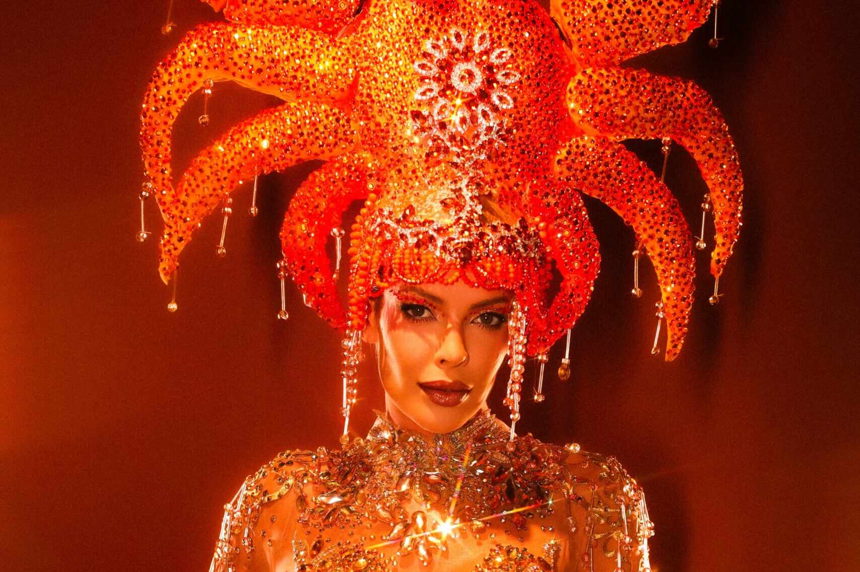 Jaqueline Grohalski revela fantasia inspirada no mangue para ensaio da Grande Rio - Crédito: Wallace Ximenes