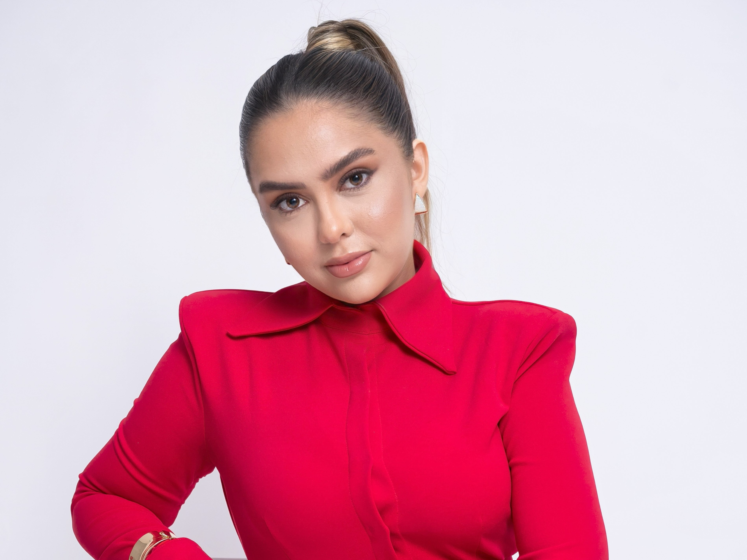 Dia da Mulher destaca primeira perita judicial em remoção a laser no Brasil 11 Lucy Toum scaled