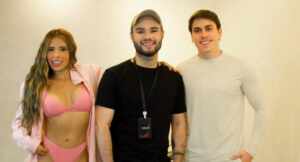 Influenciador Nivaldo inaugura estúdio de fotografia e agência de publicidade com campanha de moda praia Camboriú