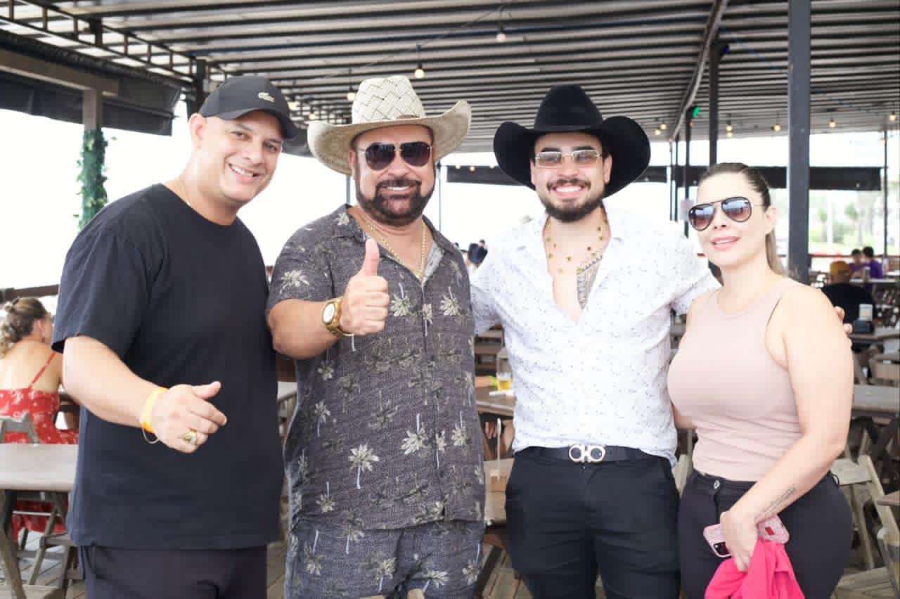 c56d56bc 8932 49a4 9a67 e3535e86fa56