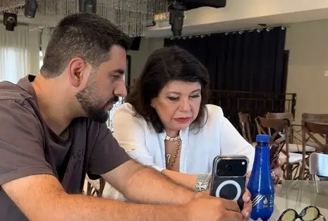 image editor output image1002531484 1770658444632