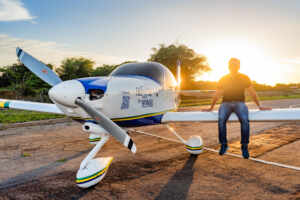 Volta ao mundo em monomotor expõe bastidores financeiros de expedição global