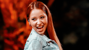 Marília Tavares celebra 20 anos com gravação do audiovisual “Marília 2.0” em Goiânia