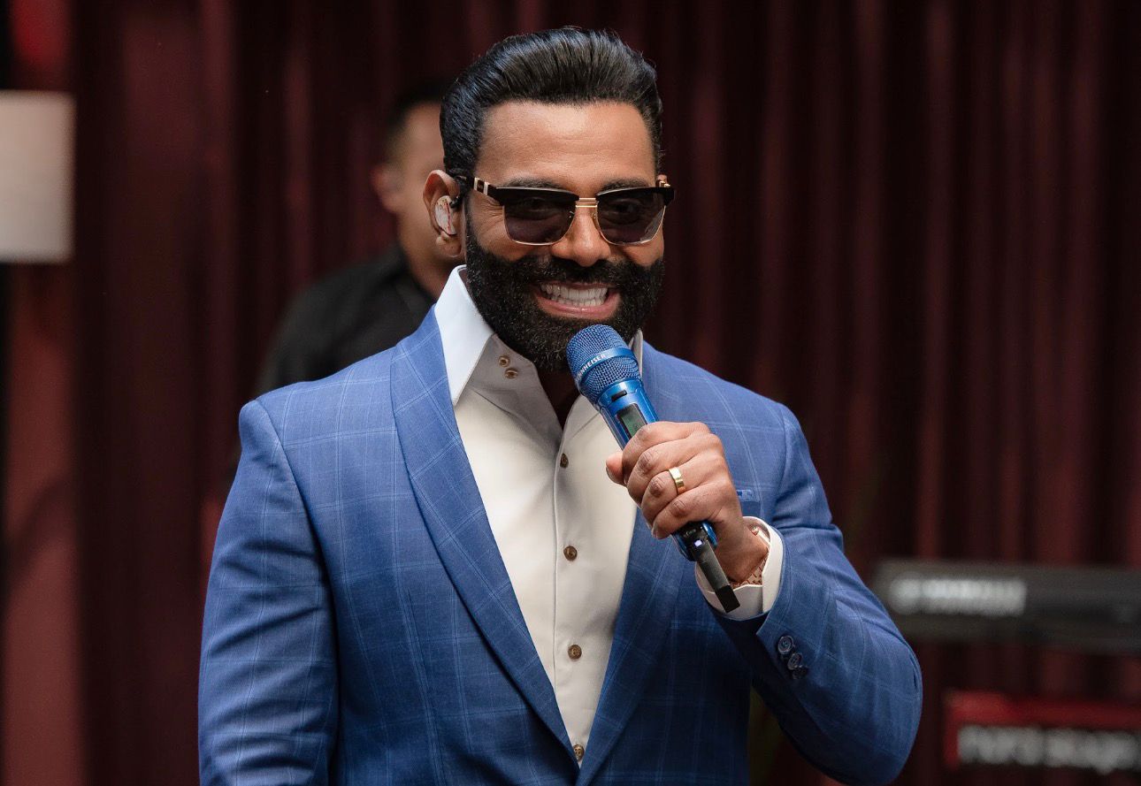 Pablo emociona e reafirma reinado do Arrocha com o lançamento de “O Amor É Brega”