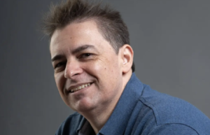 Renato Magalhães: ex-Sebrae e criador de IA que atrai famosos em Orlando