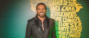 Thales Lessa lança livro e apresenta músicas inéditas com Panda em noite intimista