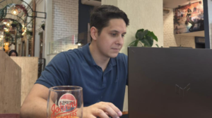 Funcionários saem, custos sobem: o impacto oculto da alta rotatividade nos restaurantes