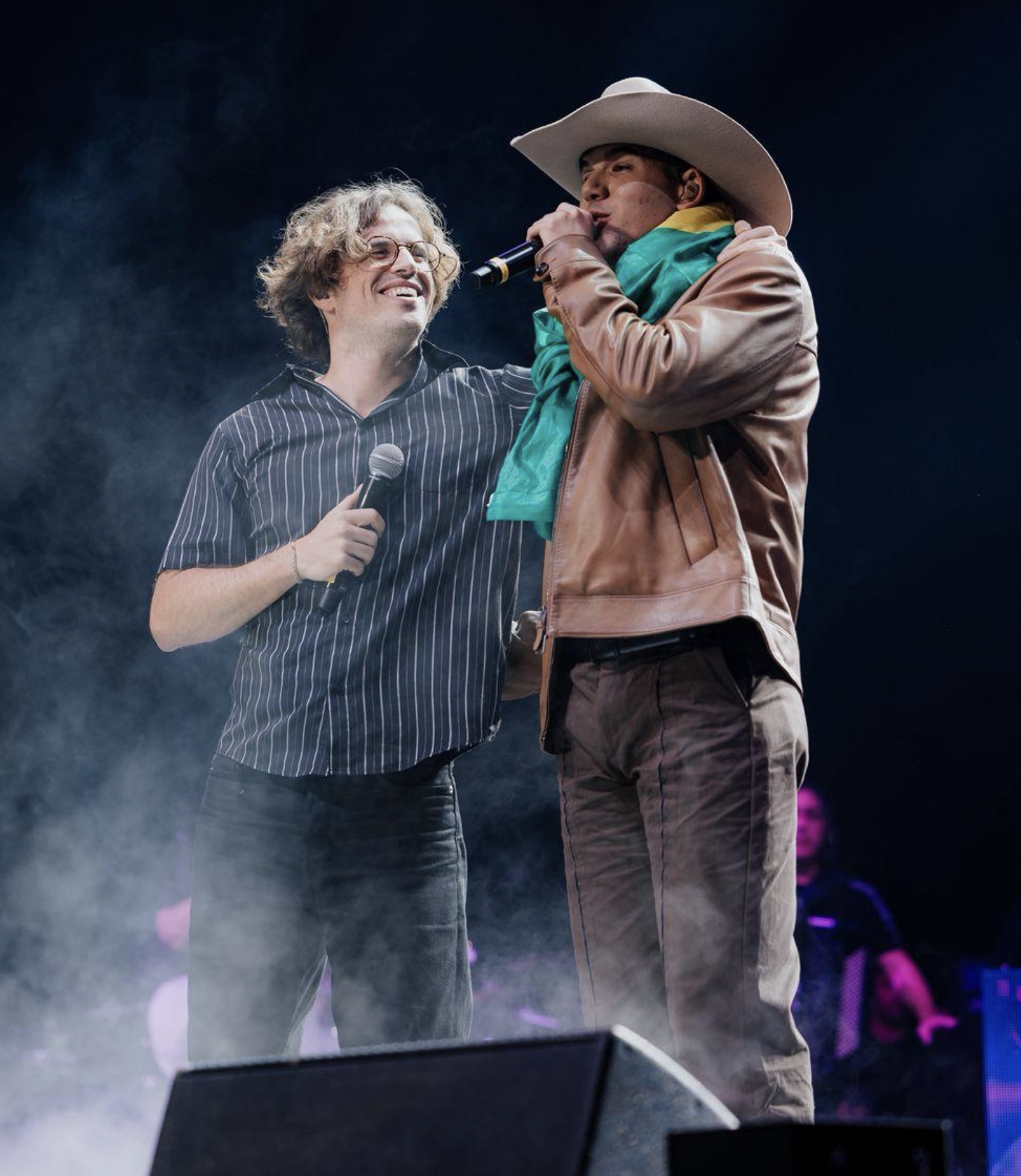 Zé Vaqueiro e NAPA se unem em nova versão de “Deslocado” gravada em Lisboa 17 Zé Vaqueiro e NAPA se unem em nova versão de “Deslocado” gravada em Lisboa