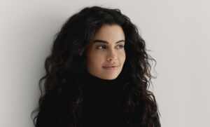 Abigail Mariana lança livro e defende novo olhar sobre branding: identidade antes da estratégia