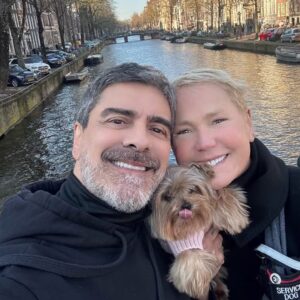 Junnu Andrade se declara a Xuxa, que completa 63 anos