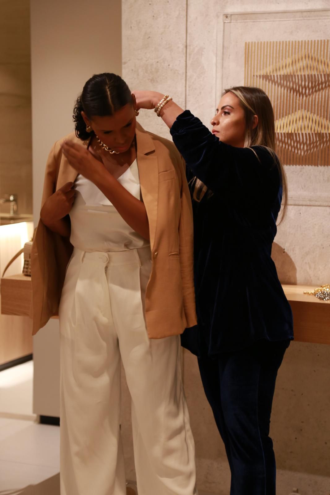 Mariana Seixlack: a mulher que transformou a consultoria de imagem em ferramenta de identidade, poder e legado 15 PHOTO 2026 03 30 12 48 09