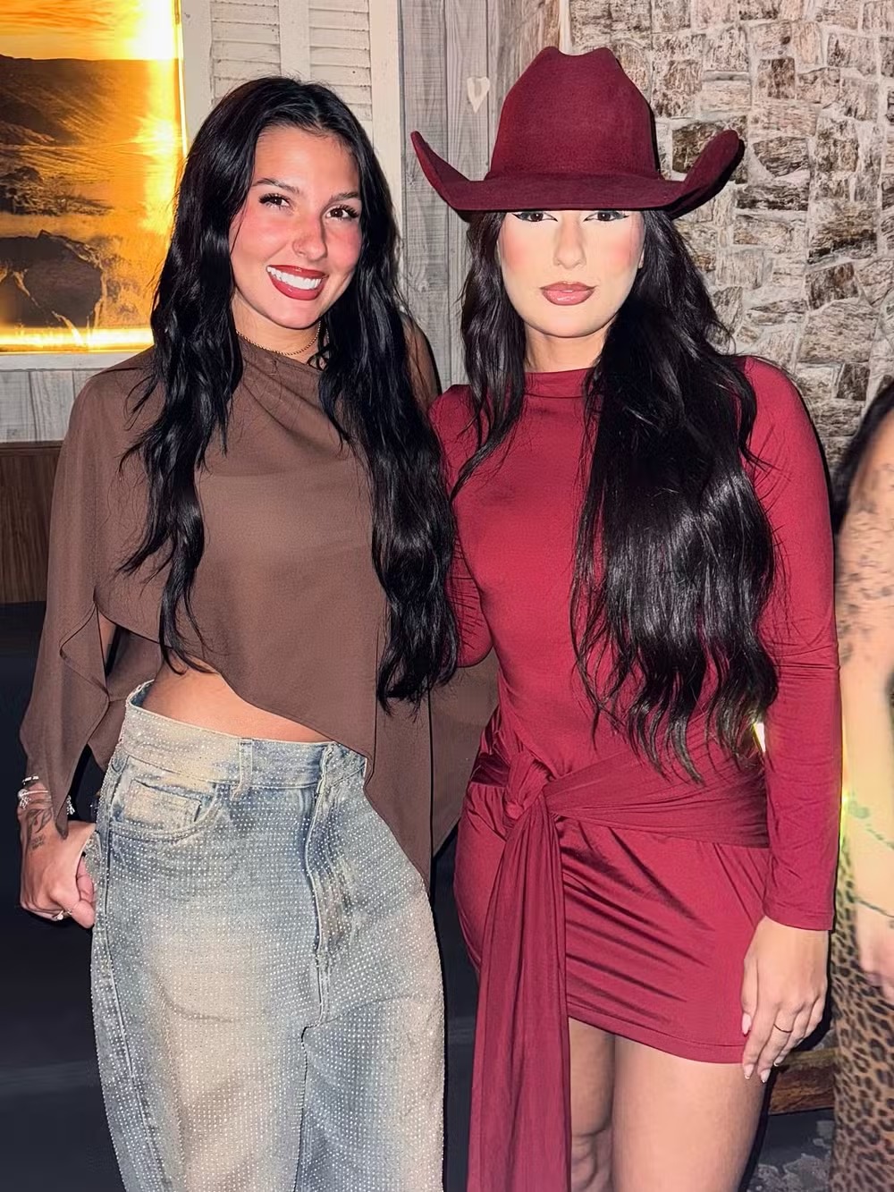 Sósia de Ana Castela celebra aniversário com presença da própria cantora - Foto: Reprodução / @SabrynaCarnette