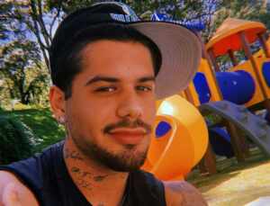 Zé Felipe surpreende fãs com gesto para Virginia e Ana Castela em show