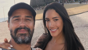 Esposa de Alberto Cowboy nega mensagem externa após polêmica no BBB 26