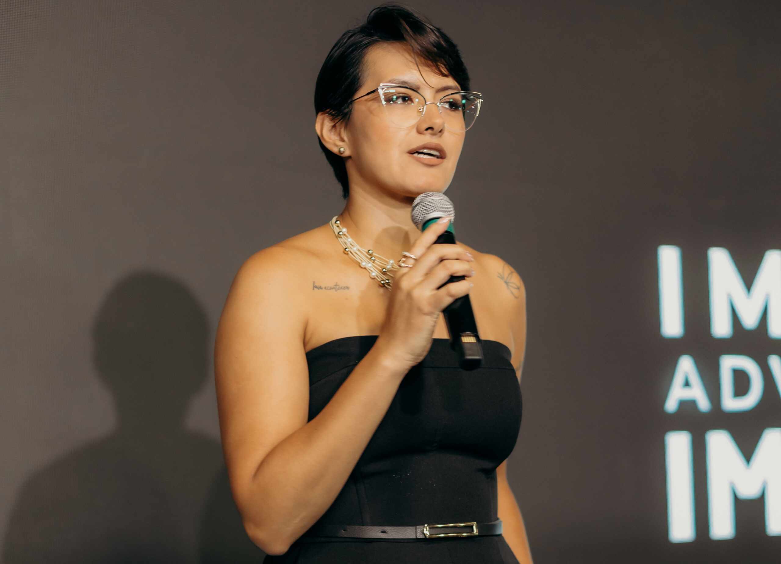 Rika Durão conduz operação de eventos corporativos com método e consistência