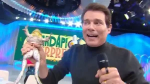 Celso Portiolli vira alvo de investigação após episódio com rã no SBT