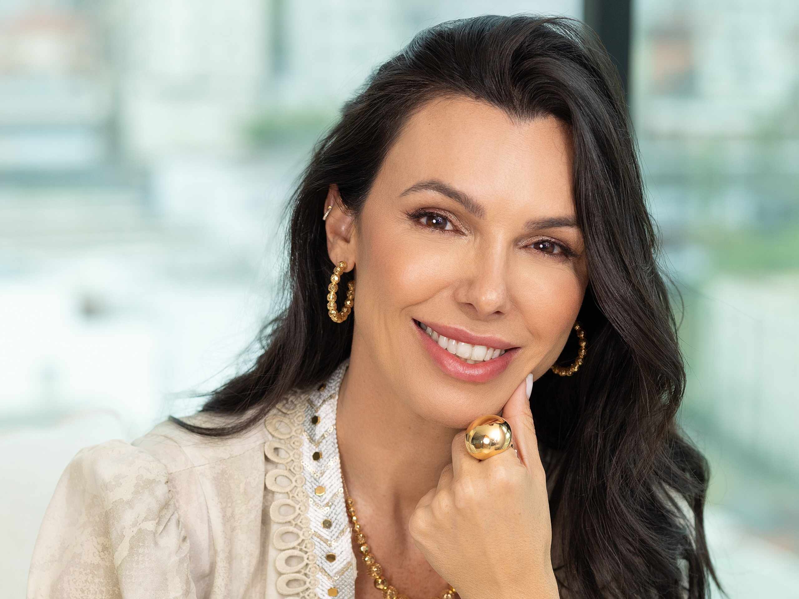 Débora De Landa destaca força da reputação no consumo de alto valor 11 Debora De Landa1 scaled