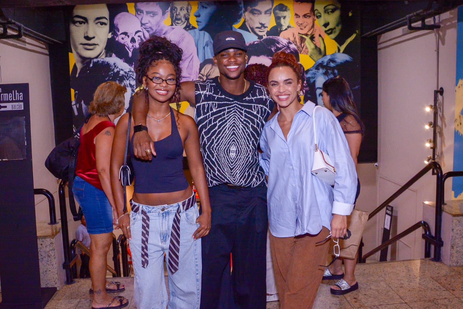 Elenco de Dona de Mim se reencontra em noite teatral 21 IMG 20260407 WA0012