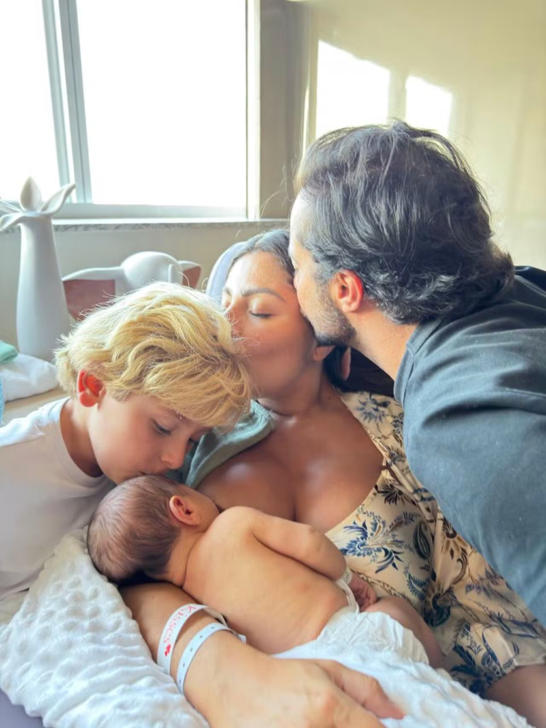 Thammy Miranda celebra nascimento do segundo filho com Andressa Ferreira