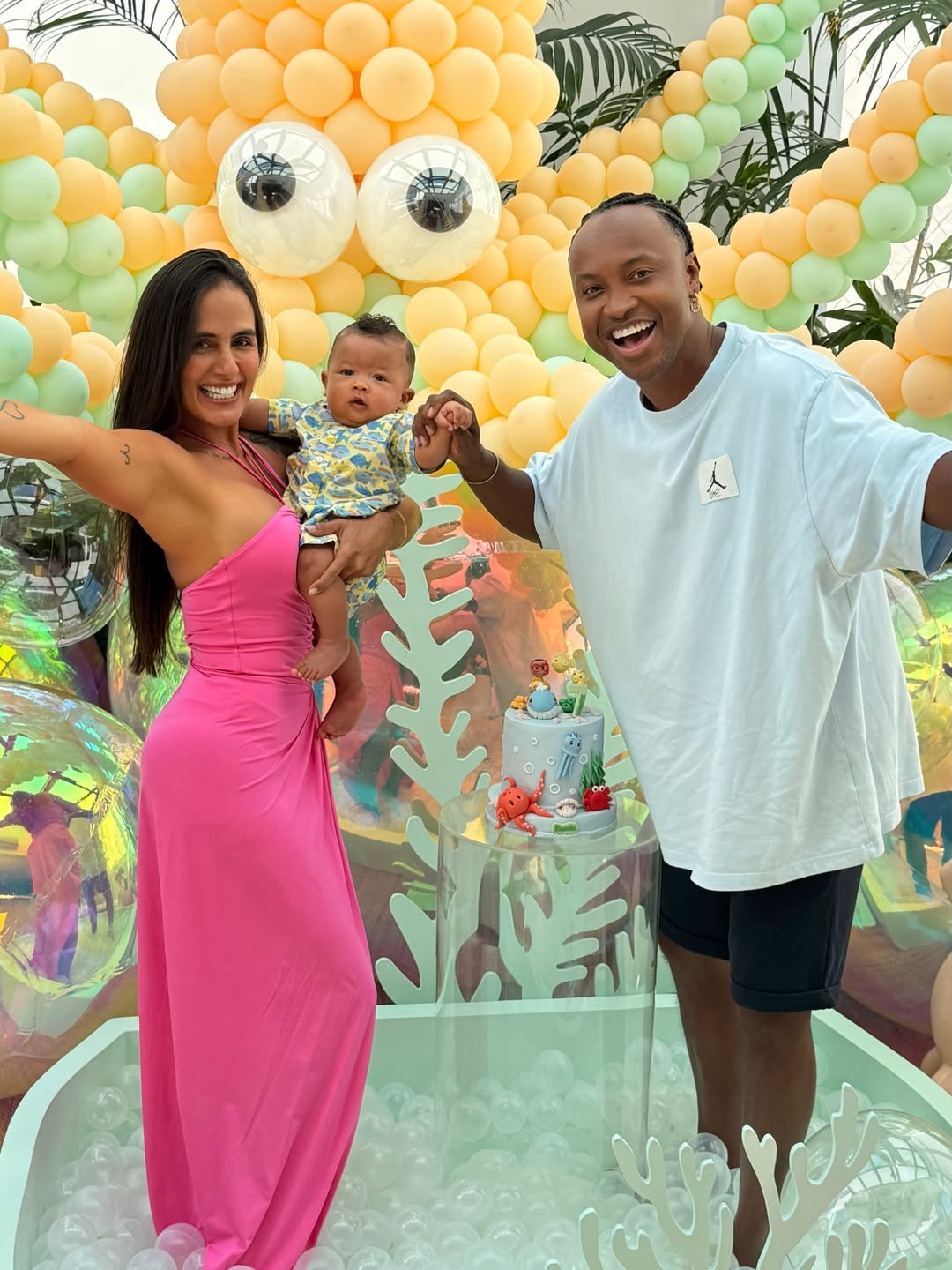 Thiaguinho e Carol Peixinho celebram 7 meses do filho, Bento - Foto: Reprodução / Instagram @carolpeixinho 